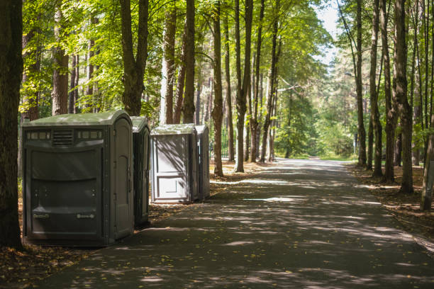 Best Portable toilet rental cost  in Grosse Pointe Farms, MI